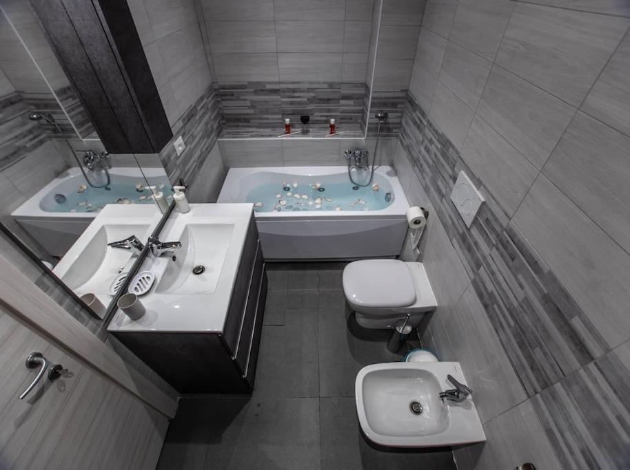 Apartament Modern Loft Center Of Turin + Jacuzzi 30M Metro Collegno Zewnętrze zdjęcie